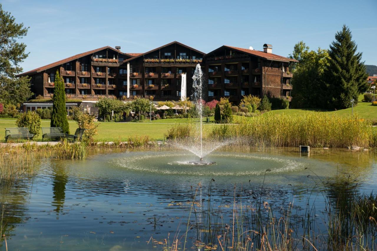 Lindner Hotel Oberstaufen Parkhotel, Part Of Jdv By Hyatt Exterior photo