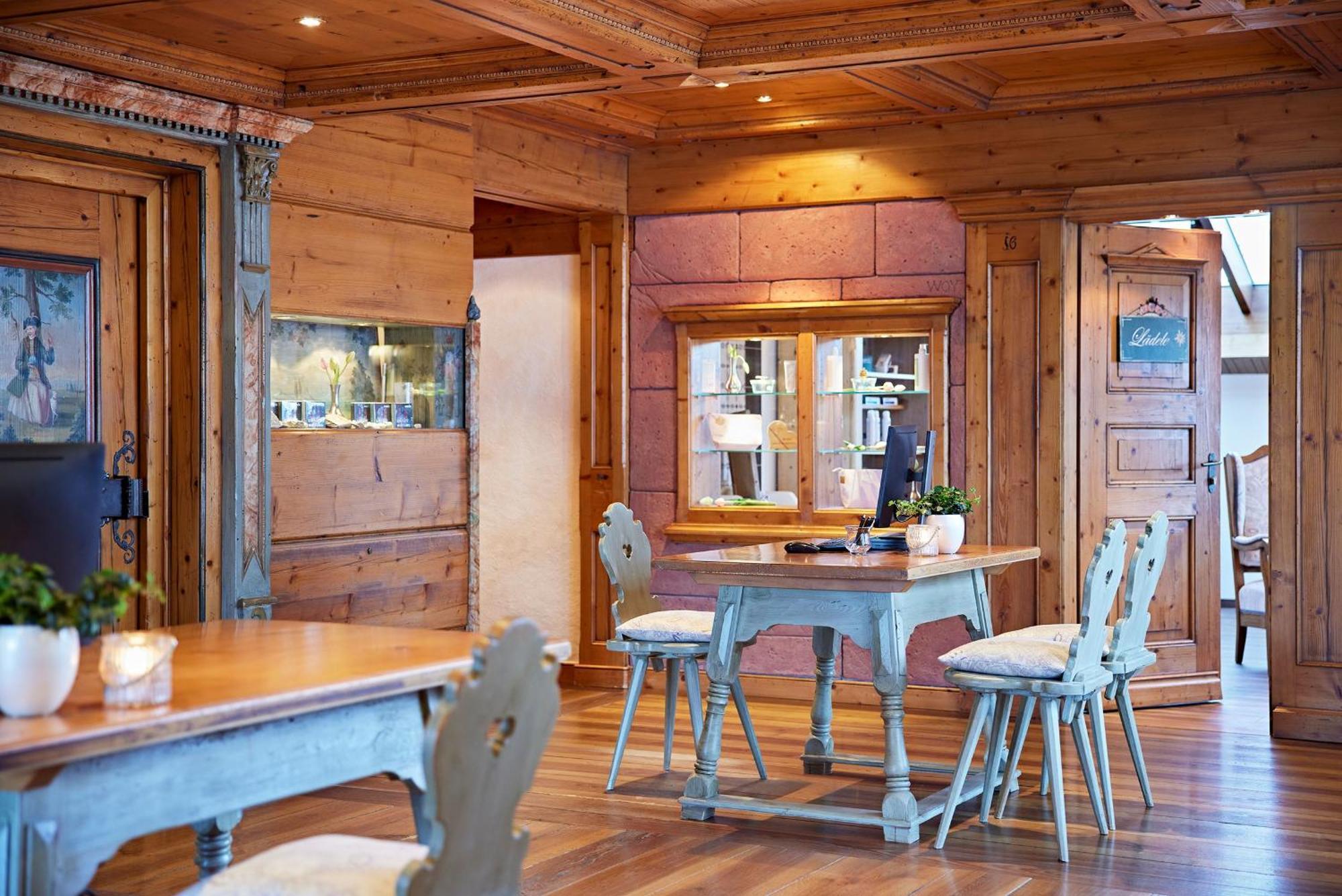 Lindner Hotel Oberstaufen Parkhotel, Part Of Jdv By Hyatt Exterior photo